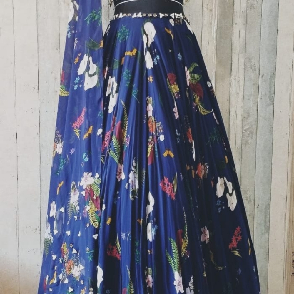 Mahima mahajan lehnga